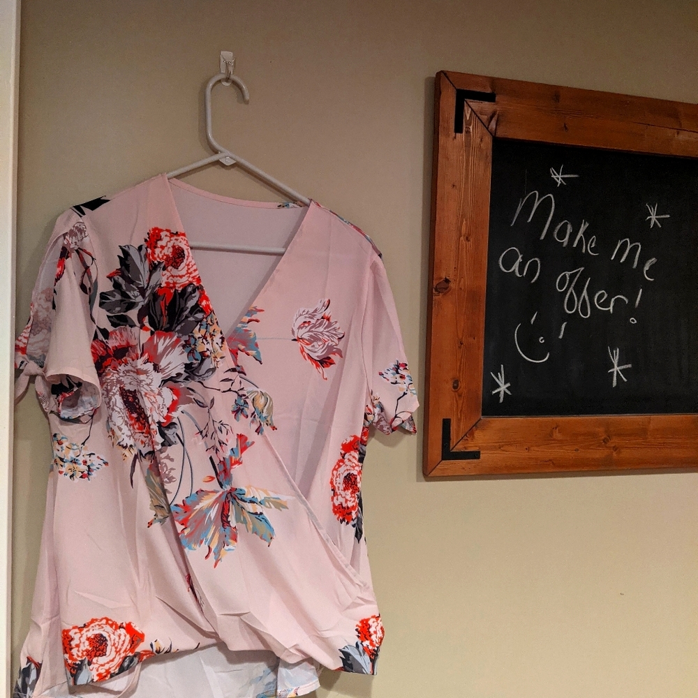 Pink floral blouse size XL